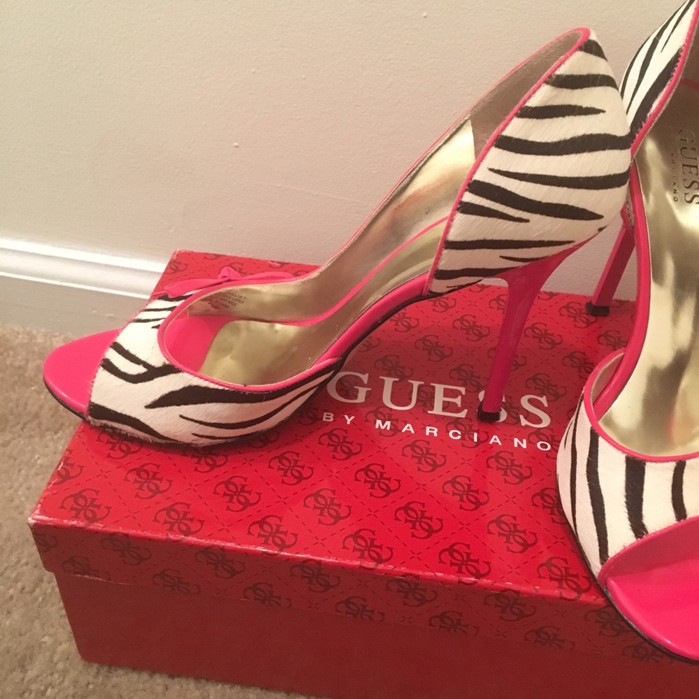 Open toe pumps - Picture 2 of 4
